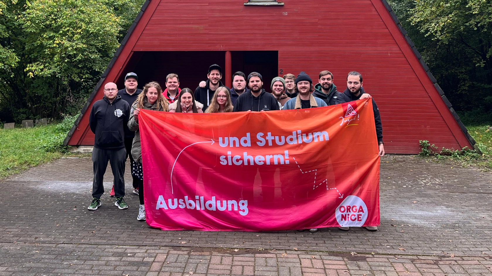 Aktive Junge IG Metall beim Seminar "Generation Corona? Wir lassen euch nicht im Regen stehen!"