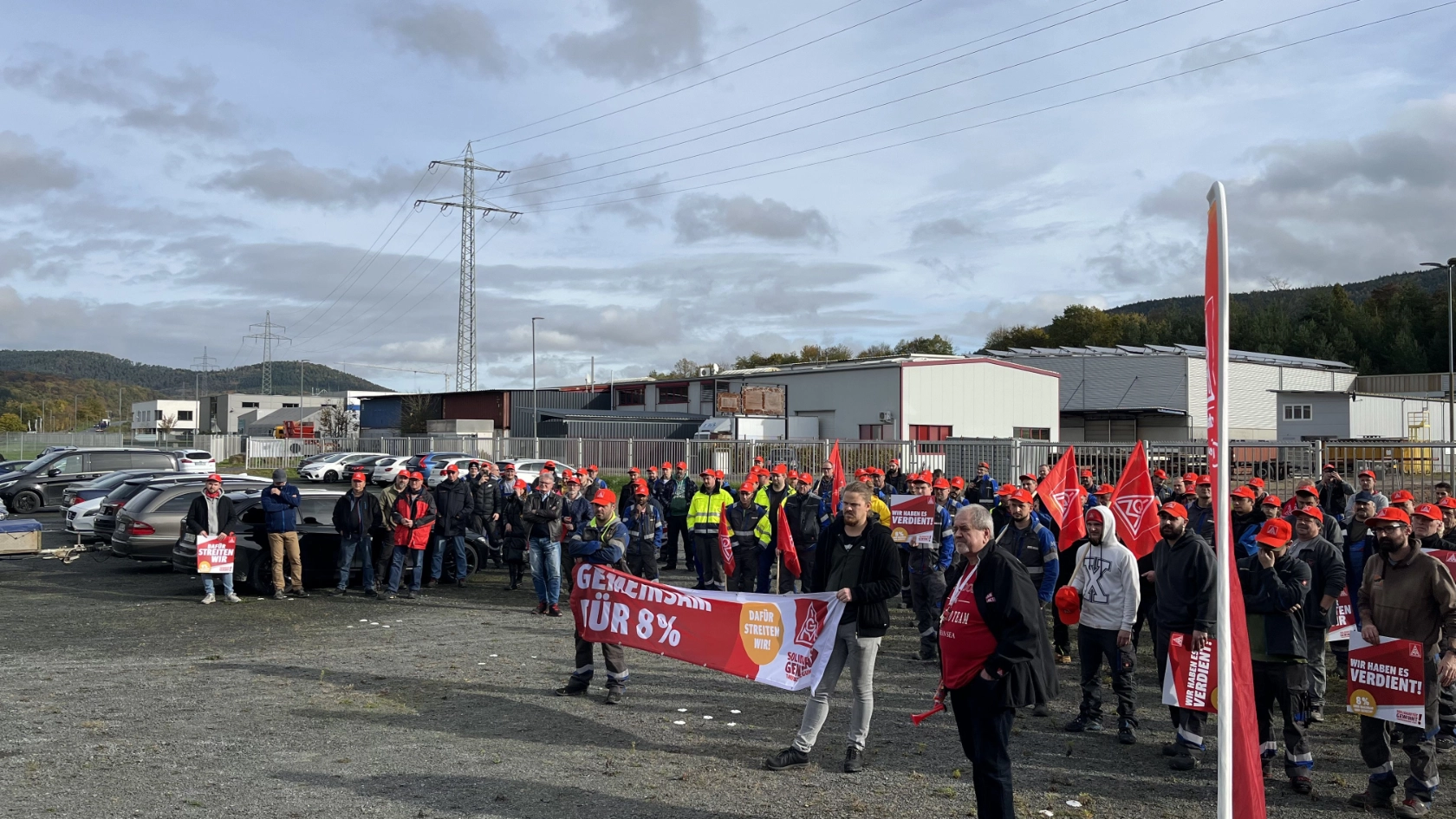 Warnstreik bei Ziemann Holvrieka in Bürgstadt am 09.11. im Rahmen der Tarifrunde M+E 2022