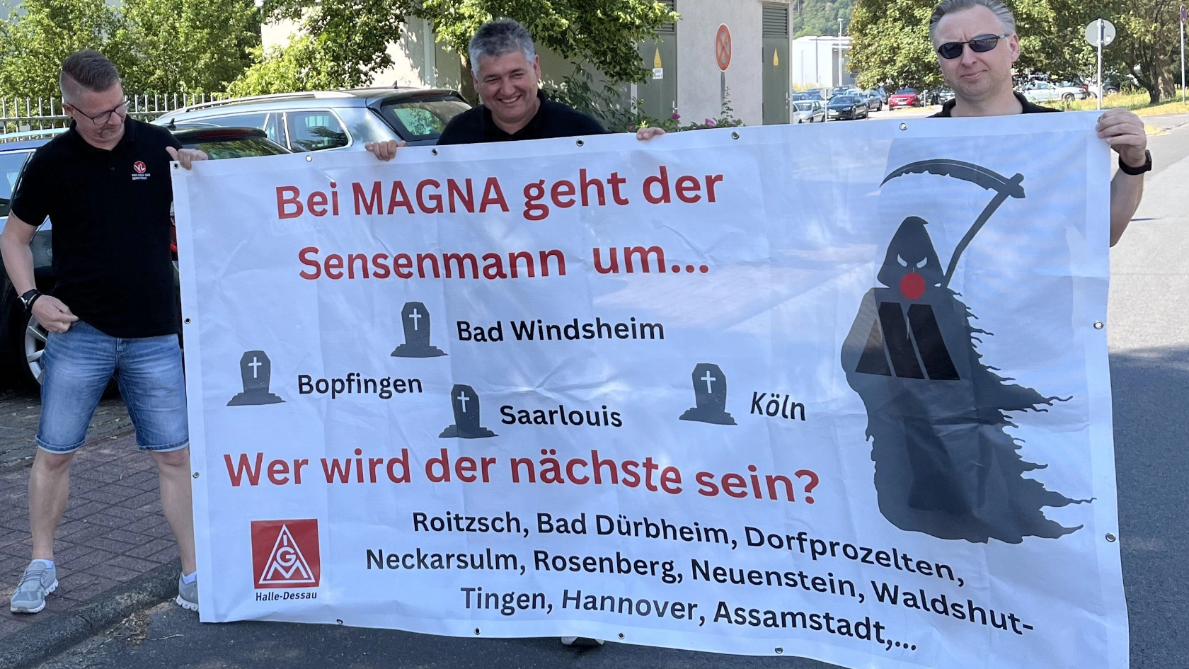 Das Banner zeigt einen "Magna-Sensenmann" und verweißt auf die bereits geschlossenen Standorte, sowie auf die gefährdeten Standorte