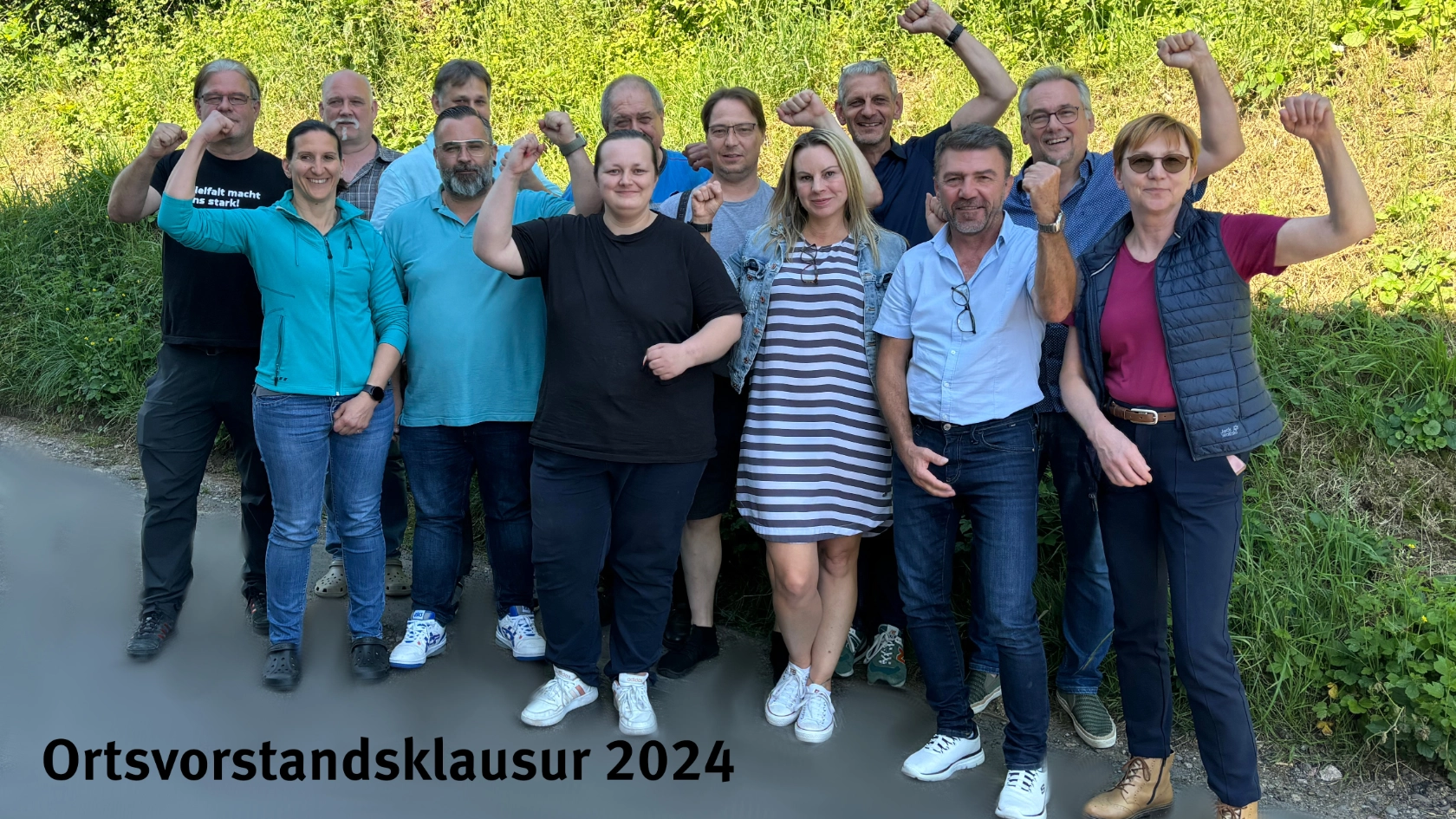 Teilnehmende der Klausur des Ortsvorstands 2024 (v.l.r. hinten) Manfred Born, Elmar Englert, Heiko Kern, Siegi Ackermann, Frank Windt, Percy Scheidler, Mathias Hessler (v.l.r. vorne) Silke Bäckmann, Stephan Parkan, Vanessa Düringer, Maria Baeta Neves, Michael Zahn, Kerstin Bonneß