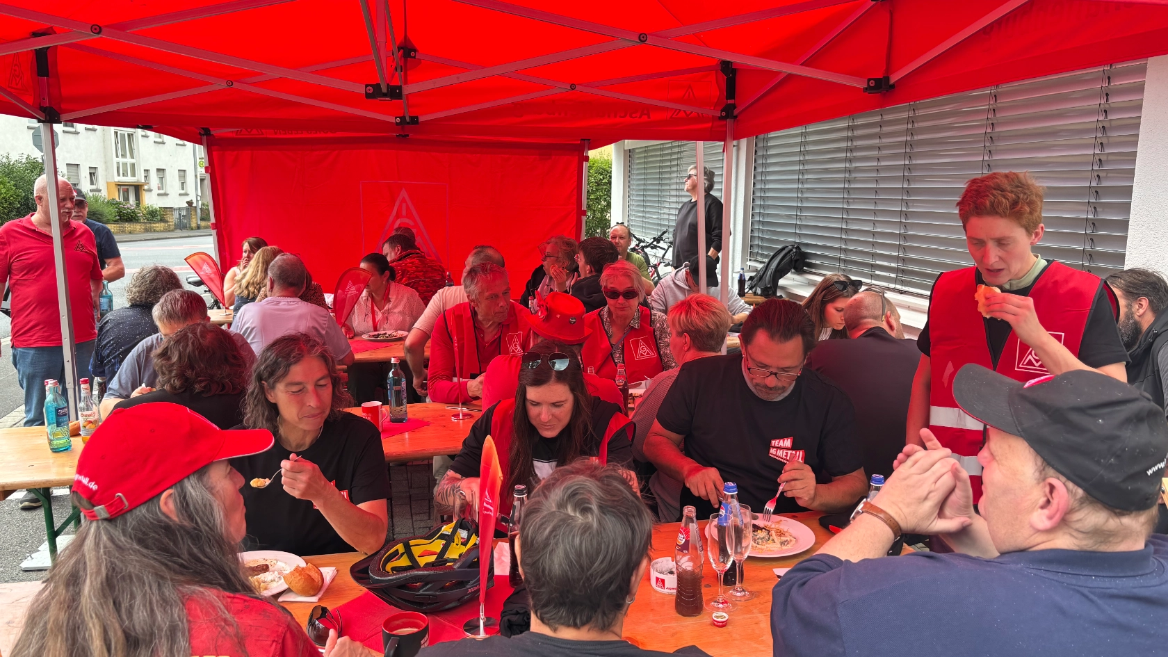 Tag der offenen Tür - Diskutieren - Kämpfen - Feiern