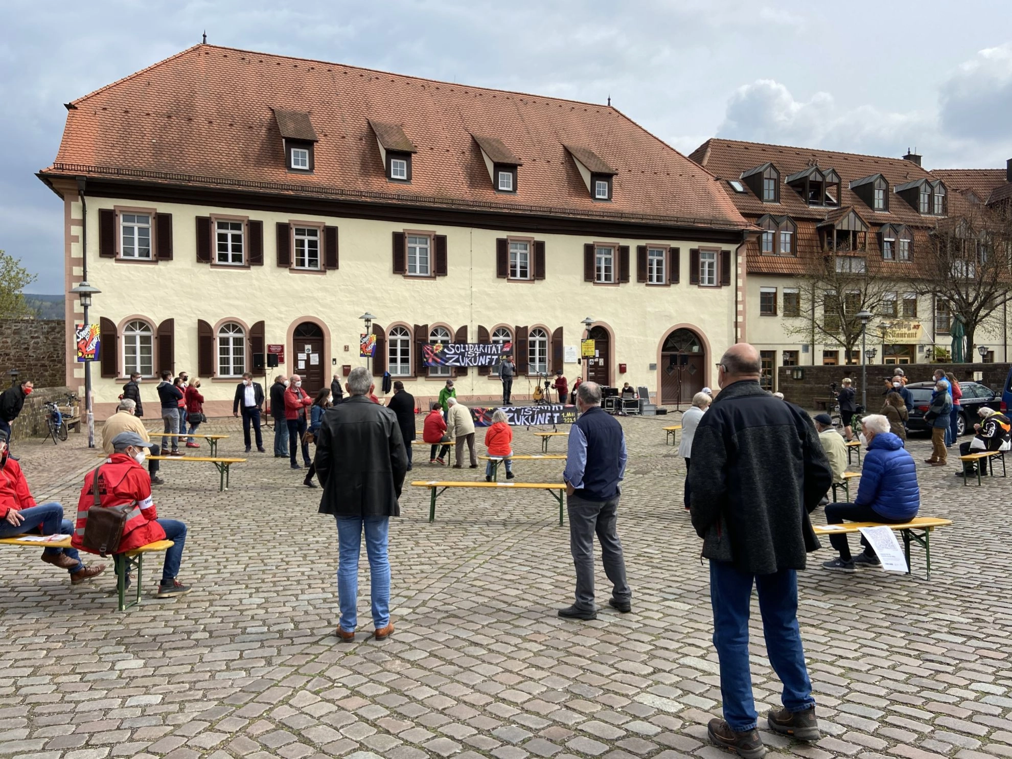 Teilnehmer der 1. Maikundgebung 2021 in Lohr