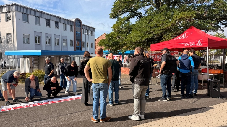 Beschäftigte in Aschaffenburg und Alzenau setzen Zeichen für ihre industrielle Zukunft