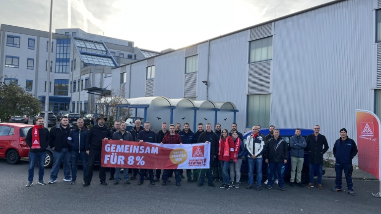 Warnstreik am 03.11. in Alzenau (Bühler, sensyMIC, Continental)