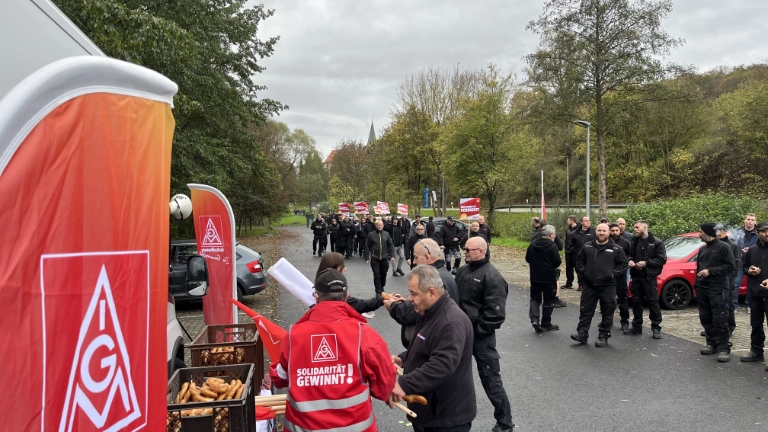 Warnstreik für 8% bei SAF-Holland in Keilberg