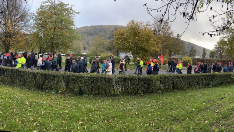 Warnstreik bei WIKA, Ziemann Holvrieka und KUKA Industries am 14.11. im Rahmen der Tarifrunde M+E 2022