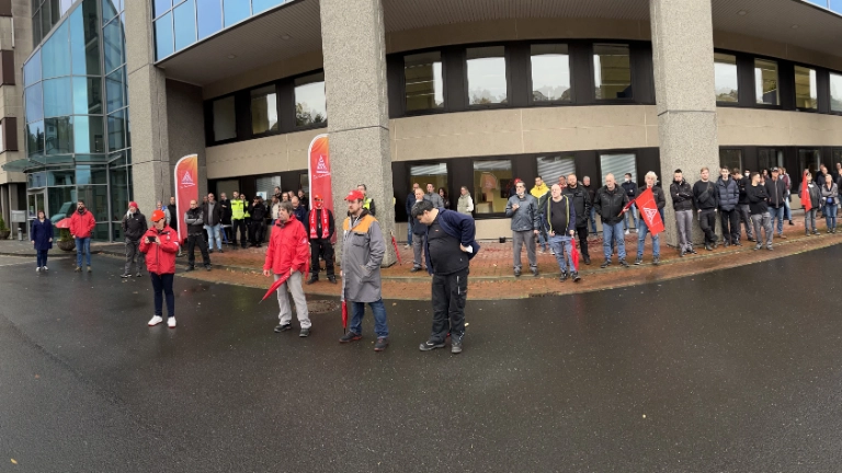 Warnstreik bei KUKA Industries in Obernburg am 09.11. im Rahmen der Tarifrunde M+E 2022