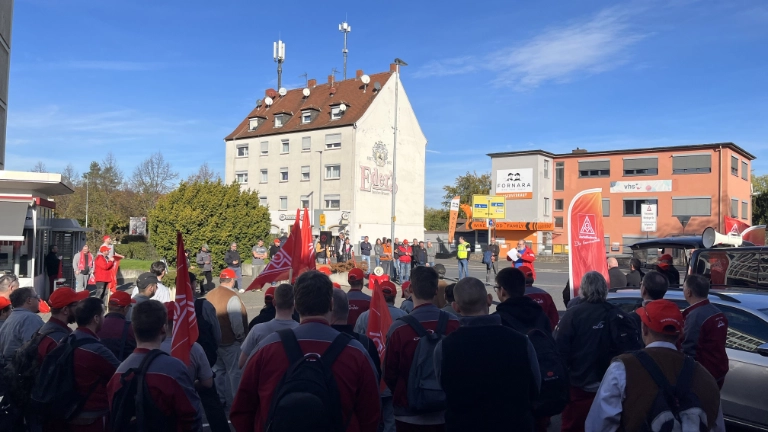 Warnstreik bei ABGusstech, Linde Hydraulics Lager und CO-Fertig und ZF Automotive am 8.11. in der Tarifrunde M+E