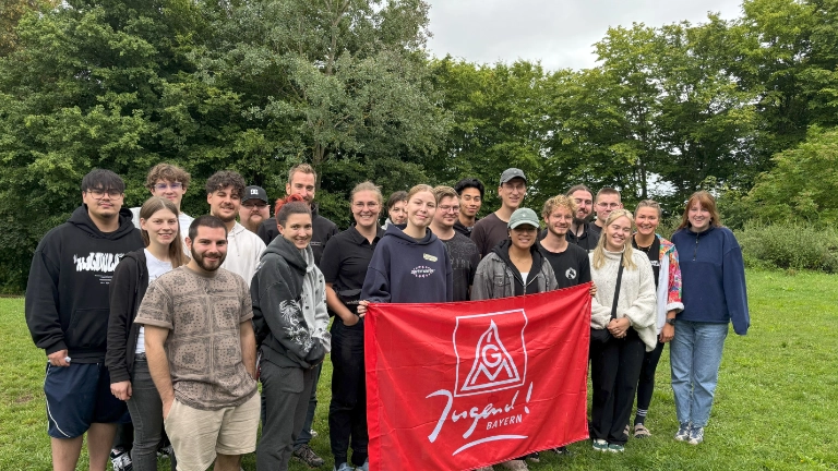 Gruppenfoto der IG Metall Jugend bei ihrem Wochenendseminar