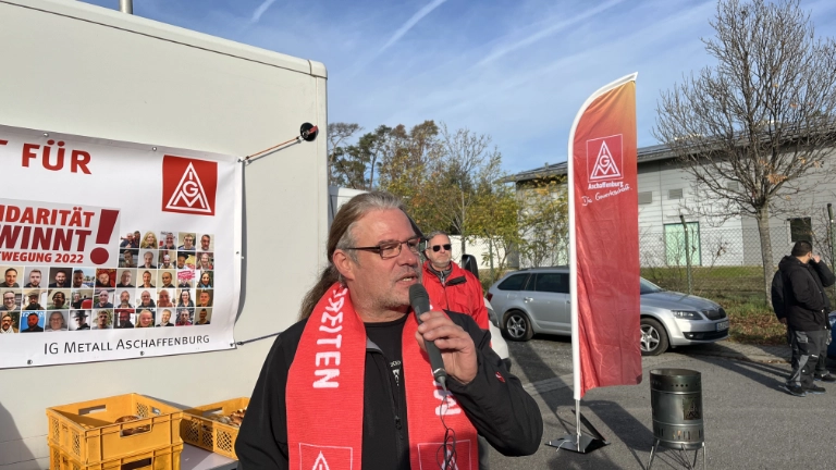 Warnstreik am 03.11. in Alzenau (Bühler, sensyMIC, Continental)